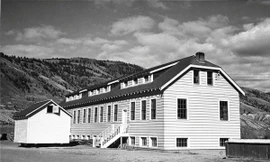 Trường nội trú Kamloops (Canada). Ảnh: Reuters