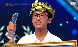 Hồ Lê Minh Quân - người đã lập hai kỷ lục trong trận thi tuần giành chiến thắng cuộc thi tháng