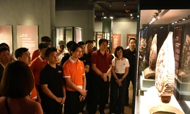 Gương mặt trẻ Việt Nam tiêu biểu ‘ngược dòng lịch sử’ tại Hoàng thành Thăng Long