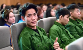 Chàng trai gen Z và hành trang 10 lời thề danh dự vào bộ đội