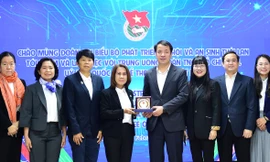 Bí thư T.Ư Đoàn tiếp xã giao đoàn đại biểu Bộ Phát triển Xã hội và An sinh Thái Lan