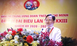 Xây dựng cán bộ, đảng viên bản lĩnh, trong sáng, tiên phong, gương mẫu