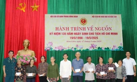 Hội Cựu chiến binh cơ quan T.Ư Đoàn tổ chức hành trình về nguồn tại Nghệ An