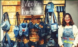 9X kiếm tiền và lan tỏa lối sống xanh nhờ ‘tái sinh’ đồ jean cũ