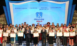 Lễ tuyên dương "Chia sẻ cùng thầy cô" năm 2020