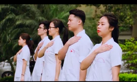 Y bác sĩ thể hiện vũ điệu đánh bay Corona