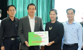 Trao tặng 70 sổ tiết kiệm cựu TNXP khó khăn trong cả nước