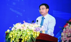 Trẻ hóa đội ngũ cán bộ để thực hiện thành công chuyển đổi số