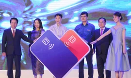 Lan tỏa sản phẩm, công nghệ thanh toán không dùng tiền mặt đến thế hệ trẻ