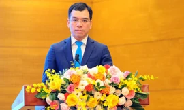 TS Hà Anh Đức - Chủ tịch Hội Thầy thuốc trẻ Việt Nam làm Phó chủ tịch Hội LHTN Việt Nam.