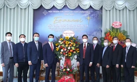 Chủ tịch Hội LHTN Việt Nam chúc mừng Giáng sinh năm 2021