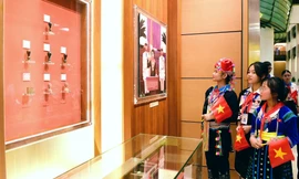 61 đại biểu dân tộc thiểu số dự Phiên họp giả định 'Quốc hội trẻ em'