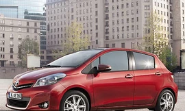 Toyota Yaris 2012 bản Mỹ có giá 14.115 USD