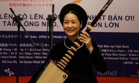 Nghệ nhân thế giới hát ca trù hằng đêm ở Hà Nội