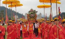 Quảng Ninh dừng tổ chức các lễ hội lớn để chống dịch corona