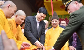 Lãnh đạo tỉnh Quảng Ninh khai ấn xuân Yên Tử.