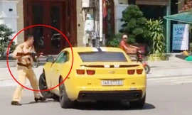 Lộ danh tính tài xế lái ô tô bỏ chạy khi bị CSGT dùng súng AK đập vỡ kính