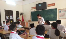 Thiếu giáo viên tiếng Anh, nhiều học sinh Hải Phòng đến lớp chỉ để chơi