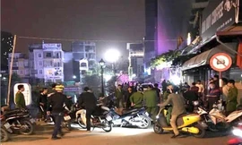 Hai nhóm thanh niên đất Cảng dùng dao, súng hỗn chiến trong đêm