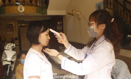 Hơn 300 nghìn người dân Hạ Long được kiểm tra y tế
