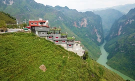 Đề xuất phá dỡ toàn bộ 7 tầng nhà hàng Panorama Mã Pì Lèng