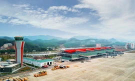 Sân bay Vân Đồn