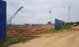 Dự án mới quây tôn đã rầm rộ rao bán ở Quảng Ninh