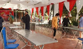 Gia đình thủ môn Văn Toản làm 60 mâm cỗ mời hàng xóm cổ vũ trận chung kết