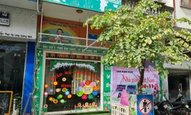 Phụ huynh tố giáo viên mầm non trói học sinh vào ghế rồi đánh