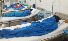 25 người nhập viện cấp cứu sau khi ăn cùng một quán kem trứng