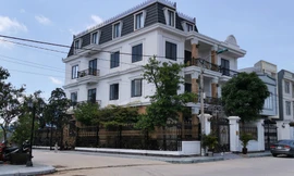 Nhiều công trình xây dựng trái phép trên đất quốc phòng