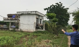 Nhà máy cấp nước tưới xã Thụy Hương bỏ hoang.