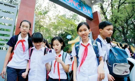 Học xong lớp 5, các em phải vượt qua những cửa ải nào để trở thành học sinh lớp 6 như thế này?. Ảnh: Ngọc Châu.