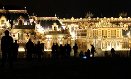 Du khách sẽ được nghỉ tại cung điện Versailles