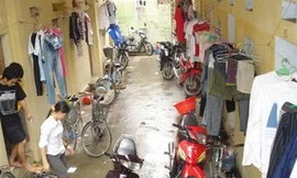 Người trẻ ở trọ: È cổ gánh tiền điện, nước