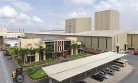 Nhà máy Tôn Hoa Sen Phú Mỹ có công suất 1.200.000 tấn/năm.