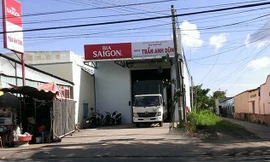 Nhà số 598 B5 Nguyễn Thị Định, phường Phú Khương, thành phố Bến Tre, hiện đang sử dụng để kinh doanh bia. Ảnh: Lâm Phương /Soha.