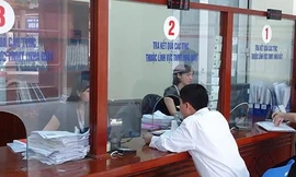 Hà Nội còn cán bộ gây phiền hà cho dân