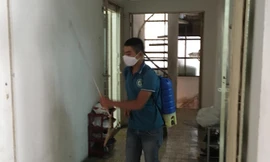 Dịch vụ thuê người đến nhà phun thuốc diệt muỗi đắt hàng.