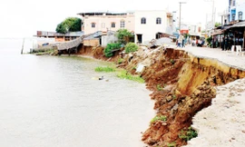 Bộ TN&MT đề xuất nhiều giải pháp chống sạt lở ở An Giang