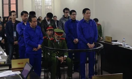 Các bị cáo tại tòa.