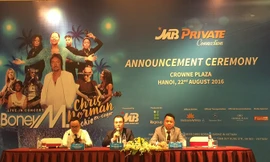 Đại diện Ngân hàng TMCP Quân đội và IB Group tại buổi công bố sự kiện ca nhạc quốc tế “MB Private Connection”.