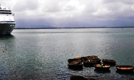 Chân Mây kêu cứu