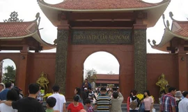 Ngất xỉu khi đến Thiền viện Trúc Lâm Phương Nam