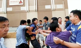 TPHCM: Yêu cầu báo cáo vụ đổ máu ở chung cư Era Town