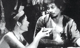 Mối tình Thị Nở - Chí Phèo từng lên phim, thu hút khán giả nhiều thế hệ.