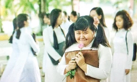 'Cô gái đến từ hôm qua': Ăn may mà... 'sốt'? 