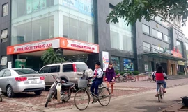 Vào chung cư có thể bị phạt nếu nói bậy, chửi tục theo quy định áp dụng từ ngày 2/4 tới. Ảnh: Như Ý.