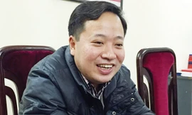 Giảng viên Đinh Thanh Hiếu.