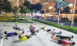 Một buổi tập sức mạnh của một số thành viên CLB chạy SRC.